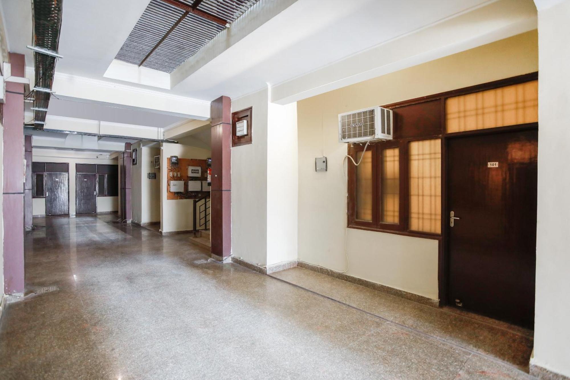 נוידה Hotel O Av Residency Near Botanic Garden Of Indian Republic מראה חיצוני תמונה