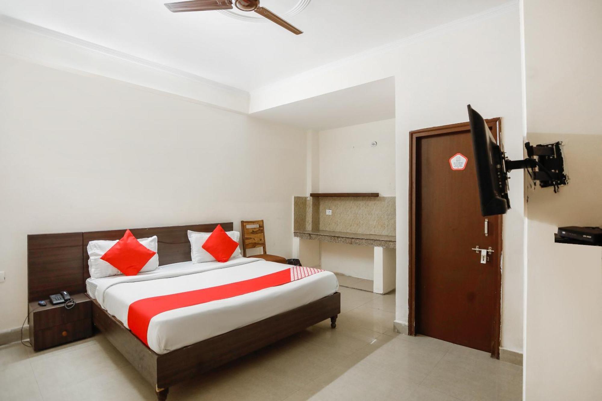 נוידה Hotel O Av Residency Near Botanic Garden Of Indian Republic מראה חיצוני תמונה